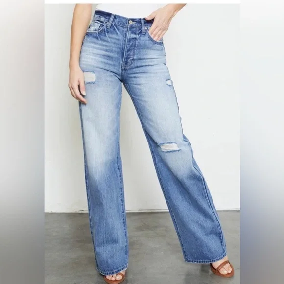 KanCan
90s flare jeans - Picture 1 of 12